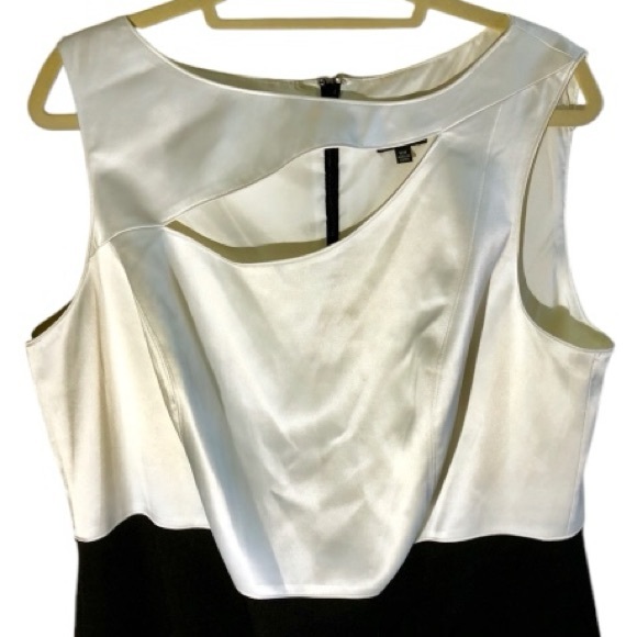 Adrianna Papell size 12 cream white & black dress with cut out at neck NWT - Picture 4 of 16